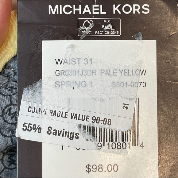 Michael Kors Mens Tailored Spring 1 Classic Fit Pale Yellow Shorts Size 31 - Picture 7 of 7